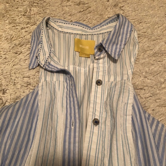 Office siren button up tank. Blue and white multi color work top - Picture 2 of 2